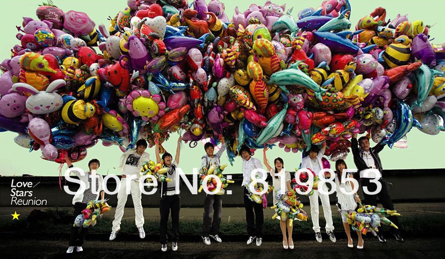 http://www.aliexpress.com/item/NEW-High-Quality-Oversized-3-D-Hello-Kitty-Foil-Balloons-Wedding-Decoration-Balloon-Party-Balloon-Cartoon/1711988033.html