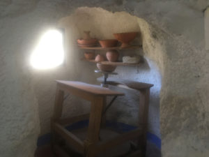 cave-pottery