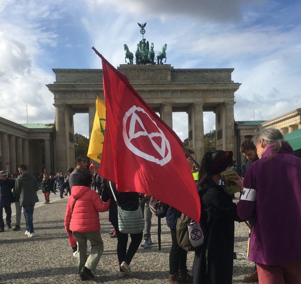 XR info point Brandenburg - good flag