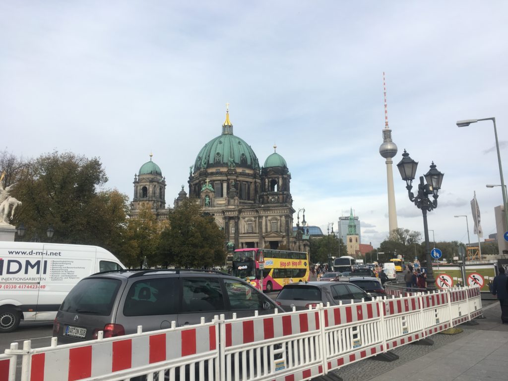 Berlin pointy things, traffic and barriers