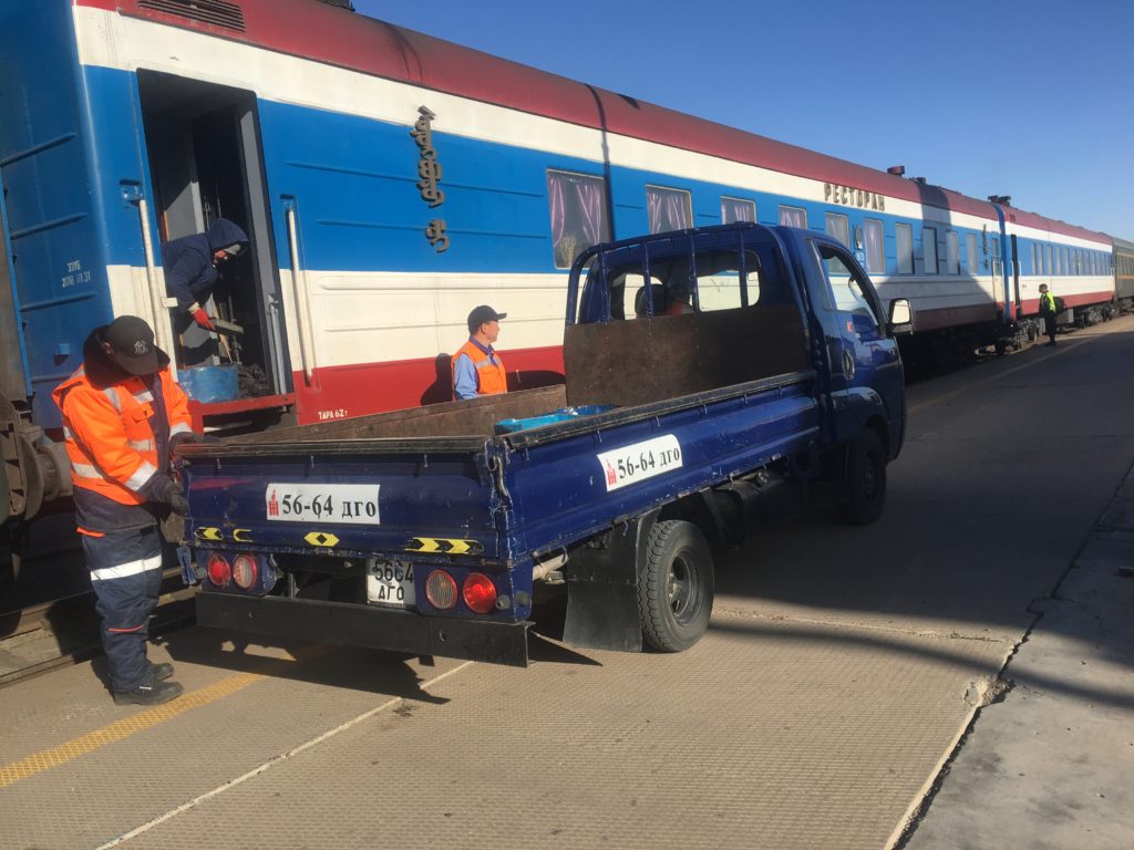 Special delivery on the platform of Dornogovi station